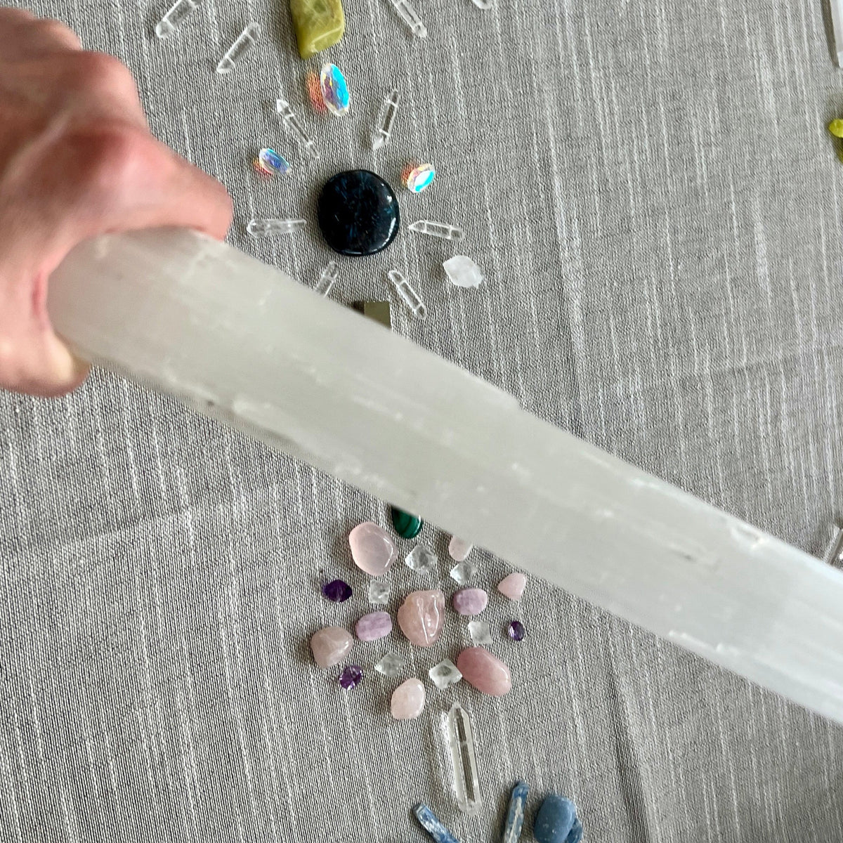 Crystal Energy Session with Crystalogist, Brittain Cooper. Sparkle Style Co. Distance Energy Session with  curated crystals and selenite wand